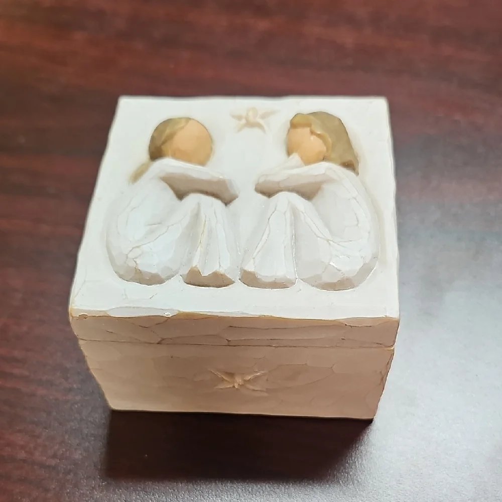 Willow Tree Friendship Keepsake Box